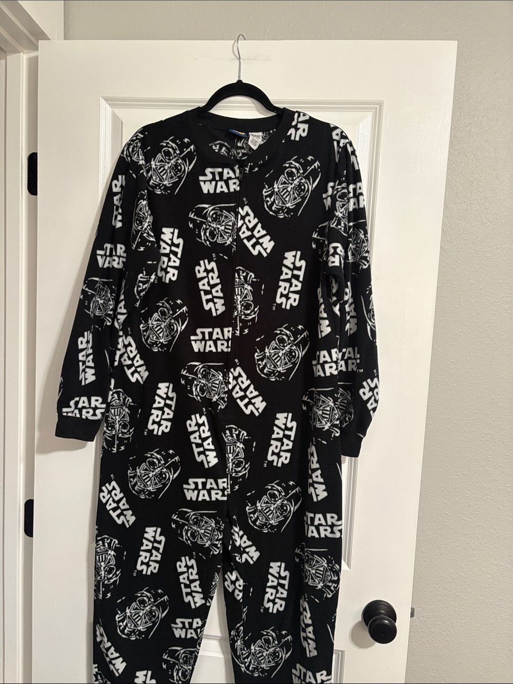 Star Wars Black and White Logo Men's Fleece Pajama Set